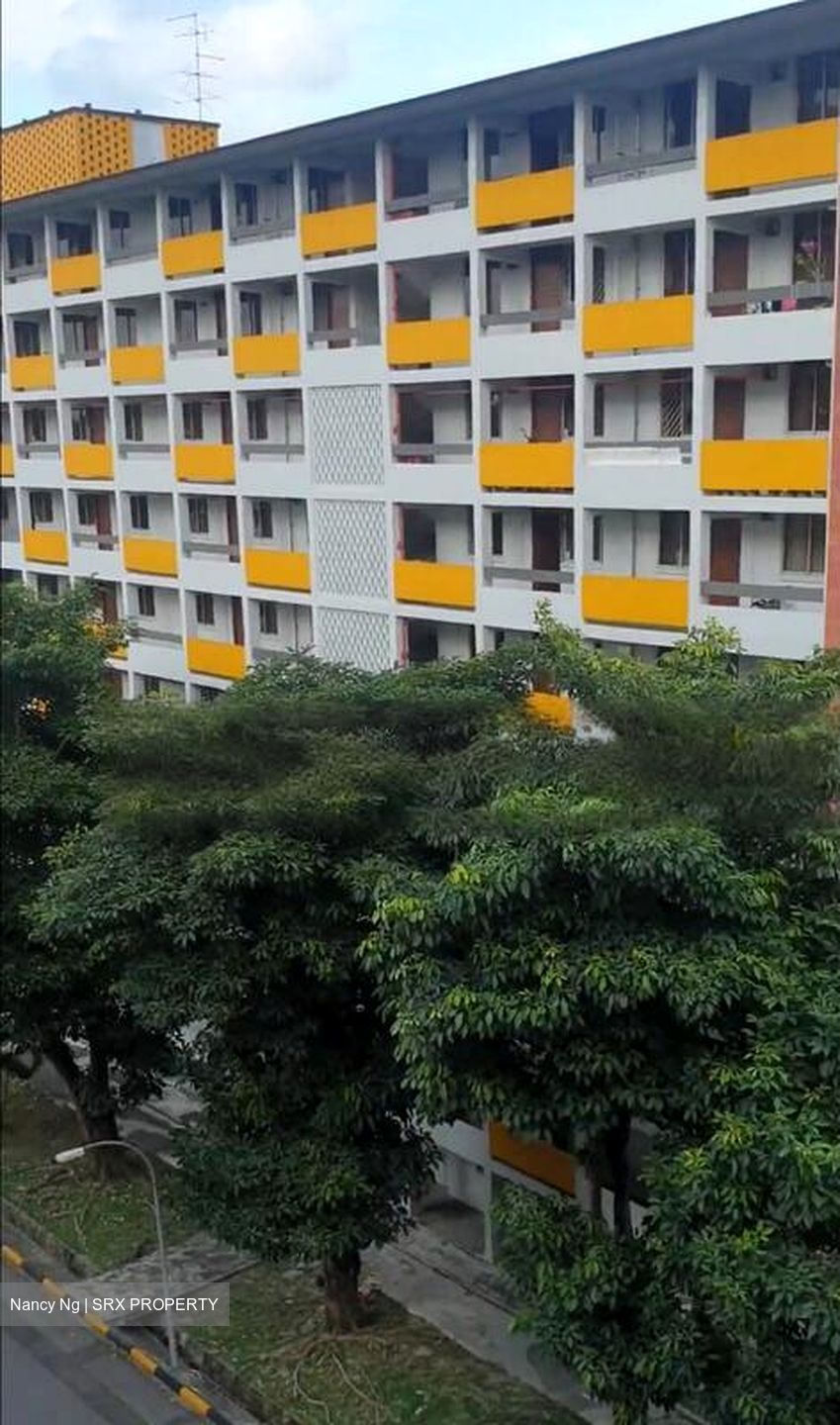 Jurong West Avenue 5 (D22), Apartment #463913361